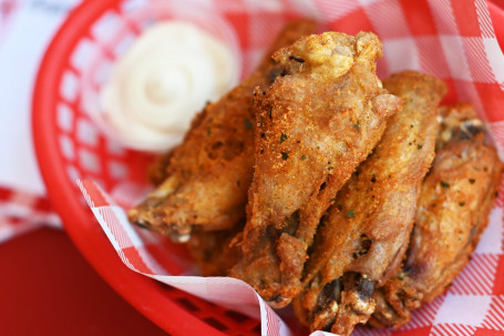 Crackin' Cajun Wings