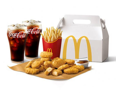 20 Sztuk Kurczaka Mcnuggets Na Wspólny Posiłek 20 Sztuk Kurczaka Mcnuggets Na Wspólny Posiłek