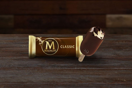 Magnum Classic (1176 Kj) (Ang.).