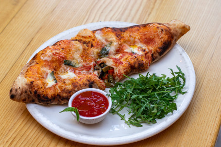 Vegan Calzone Ortolana