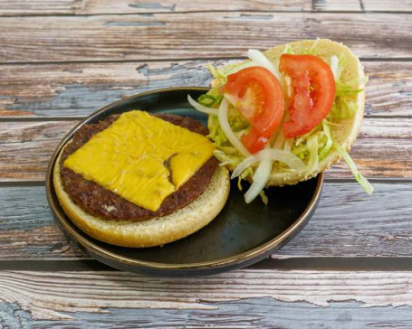 1/2 Lb Cheese Burger And Chips