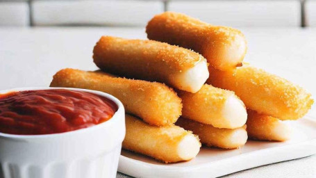 Mozzarella Cheese Sticks (6) W/ Marinara Dipping Sauce