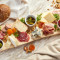 Yì Shì Dòng Ròu Jí Zhī Shì Fēn Xiǎng Pīn Pán (2Rén Cold Cut And Cheese Platter For 2