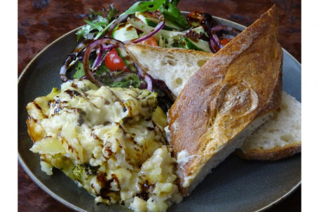 Vegetable Mornay Bake With Cauliflower And Broccoli