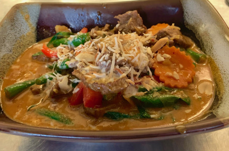 Beef Peanut Curry