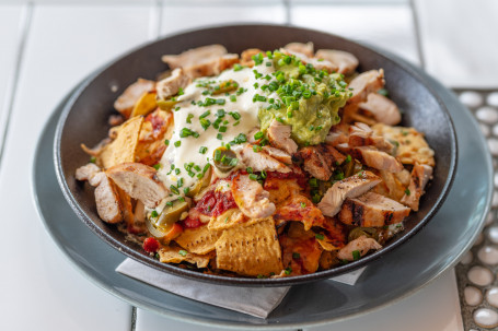 Grilled Chicken Nachos (G)