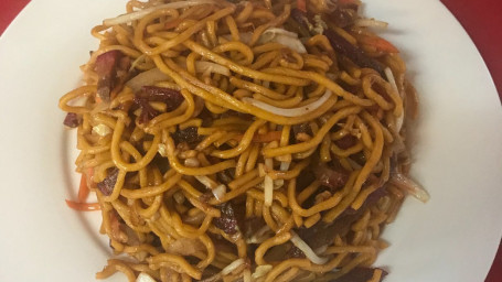 C8. Pieczona Wieprzowina Lo Mein