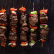 Brochetas De Solomillo Angus, Ensalada Y Salsa Provenzal