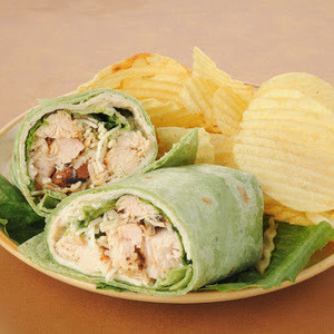 Wrap Z Grillowanym Kurczakiem Cezar