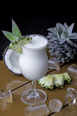 Dziewica Piña Colada