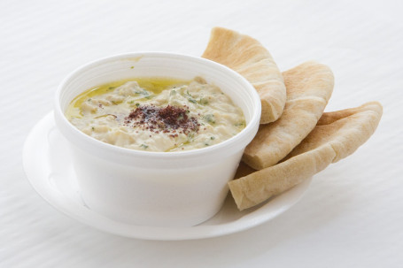 Hummus Z Chlebem Pita